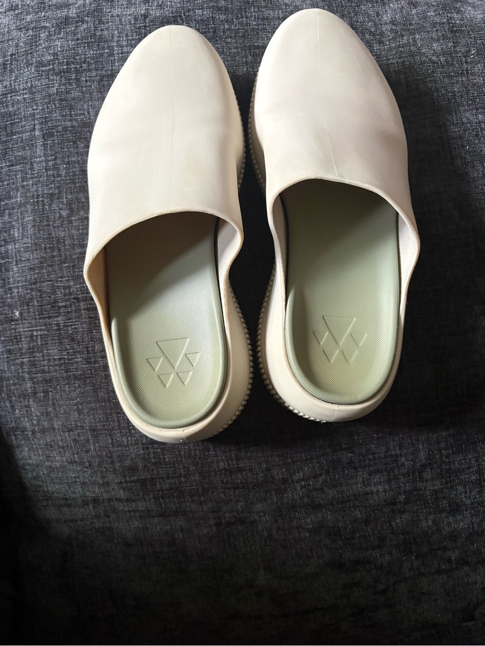 Cougar Sven clog